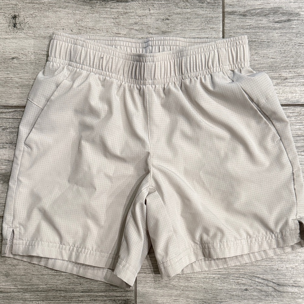 All in Motion Cream Elastic Waist Athletic Shorts